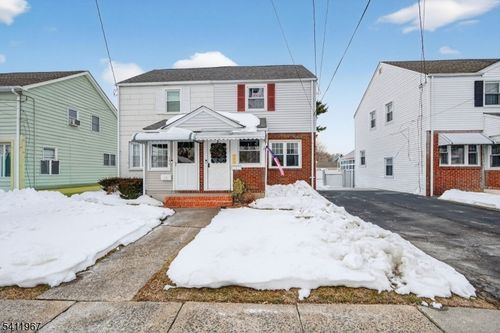 144 Major St, Clifton, NJ, 07012-1107 | Card Image