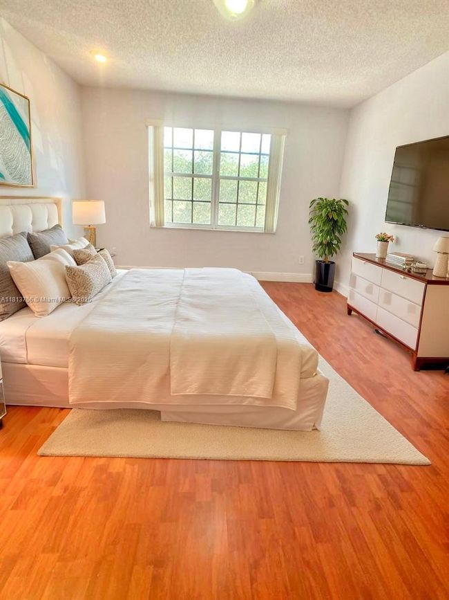 12115 Sw 5 Th Ct, Townhouse with 3 bedrooms, 3 bathrooms and null parking in Pembroke Pines FL | Image 4