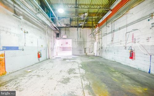 warehouse-2-215 S College Street, MARTINSBURG, WV, 25401 | Card Image