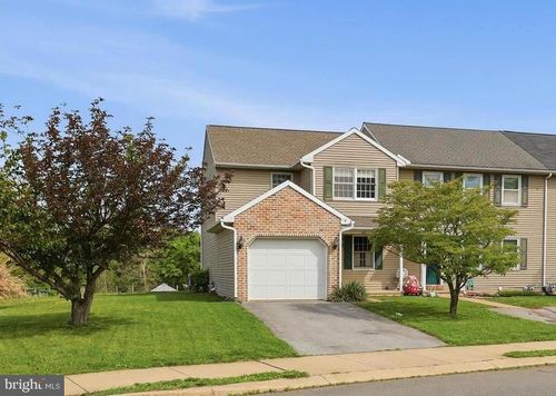 107 Red Stone Circle, REINHOLDS, PA, 17569 | Card Image