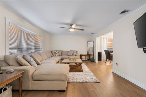 105 Shoreham Way, Merrick, NY, 11566-5030 | Card Image