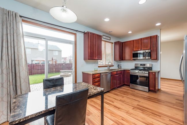 39251 Crofton Ln, House other with 4 bedrooms, 4 bathrooms and 2 parking in Beach Park IL | Image 12