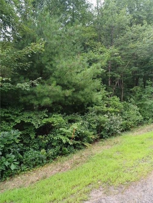 180 Pine Swamp Rd, Cumberland, RI, 02864-1118 | Card Image