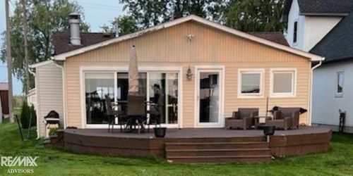 7054 Middle Channel Dr, Harsens Island, MI, 48028-9677 | Card Image