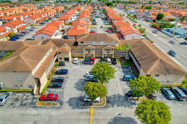 APT-203 - 3011 W 76 Th St, Condo with 3 bedrooms, 2 bathrooms and null parking in Hialeah FL | Image 19
