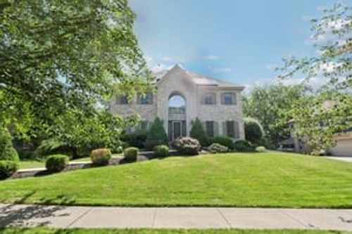 403 Worth Ct, Cranberry Twp, PA, 16066-2225 | Card Image