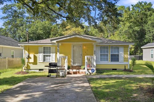 803 Melson St, Conway, SC, 29527-5748 | Card Image