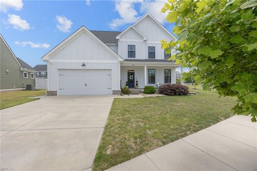 204 Mccormick Dr, Suffolk, VA, 23434-9351 | Card Image
