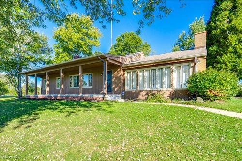 4017 Bellaire Ln, Peninsula, OH, 44264-9786 | Card Image