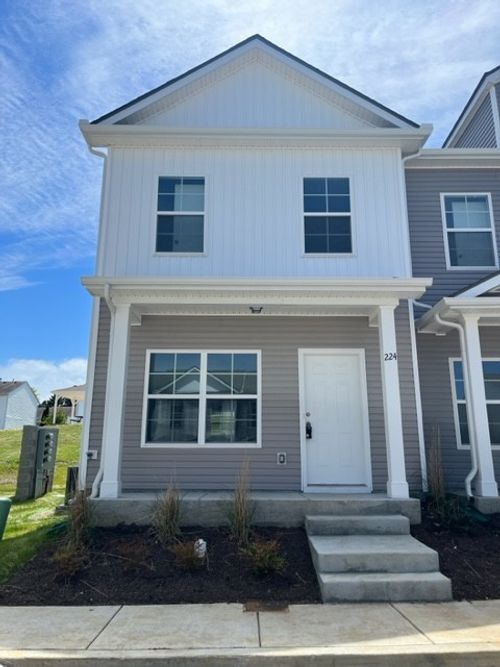 224 Tara Ct, Columbia, TN, 38401-3384 | Card Image