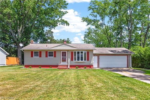 1445 Andrea Dr, Brunswick, OH, 44212-3503 | Card Image
