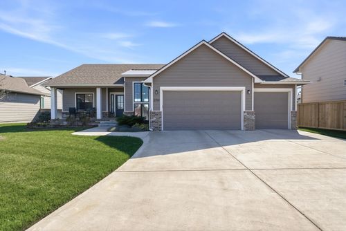 2714 N Bracken St, Wichita, KS, 67226-4031 | Card Image