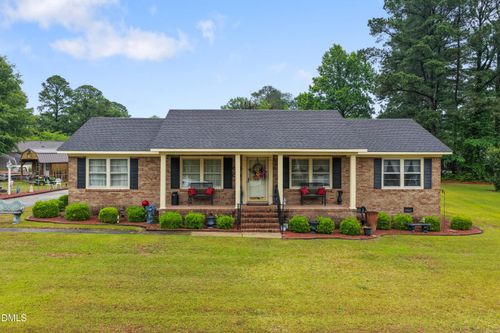 303 Chaucer Ct, Dunn, NC, 28334-4407 | Card Image