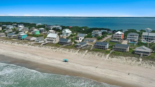901 Ocean Dr, Emerald Isle, NC, 28594-6901 | Card Image