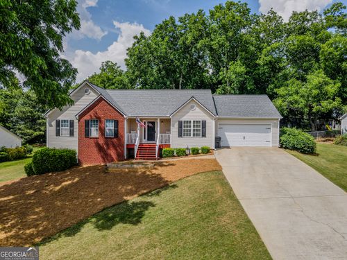2990 Hampton Valley Dr, Loganville, GA, 30052-5075 | Card Image