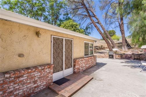 32530 Agua Dulce Canyon Rd, Santa Clarita, CA, 91390 | Card Image