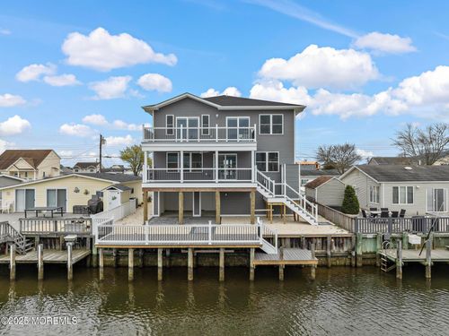 56 Gregg Dr, MANAHAWKIN, NJ, 08050-3705 | Card Image