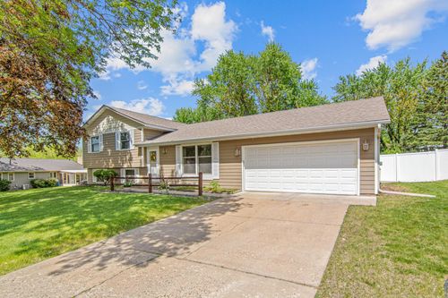 7421 Ideal Ave S, Cottage Grove, MN, 55016-2067 | Card Image
