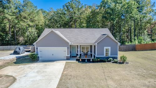 32 Lee St, Valley, AL, 36854 | Card Image
