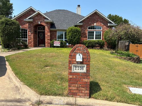 2106 Renaissance Drive, Denison, TX, 75020 | Card Image
