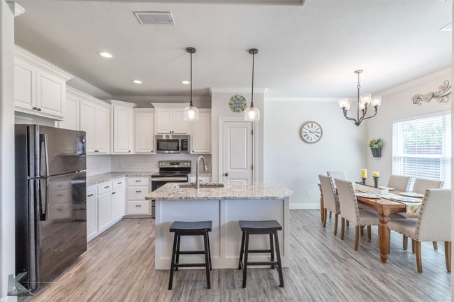 7309 Wildflower Way, House other with 3 bedrooms, 2 bathrooms and null parking in Abilene TX | Image 9