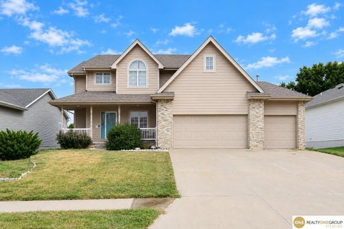 16530 Redwood Street, Omaha, NE, 68136 | Card Image