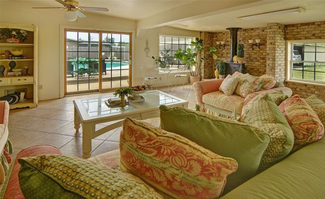 623 N 2353 Road, House other with 4 bedrooms, 4 bathrooms and null parking in Possum Kingdom Lake TX | Image 31