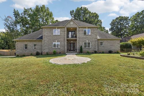 137 Stafford Estates Dr, Salisbury, NC, 28146-0513 | Card Image