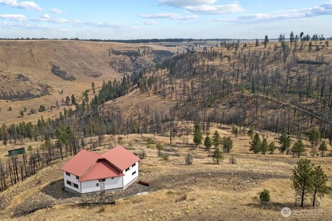 31725 Hawk Creek Ranch Rd N, House other with 3 bedrooms, 3 bathrooms and 4 parking in Davenport WA | Image 11