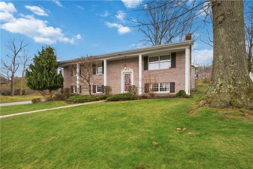 100 Hermitage Cir, Ligonier, PA, 15658-2418 | Card Image