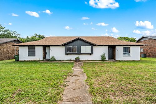 212-208-212 Queen Dr, Hewitt, TX, 76643-3461 | Card Image