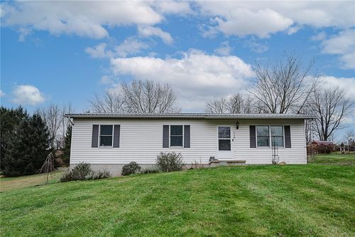 114 Apache Dr, Indiana, PA, 15701-8958 | Card Image