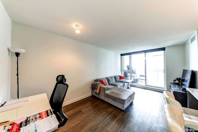 1517 - 8988 Patterson Road, Condo with 2 bedrooms, 2 bathrooms and 1 parking in Richmond BC | Image 2