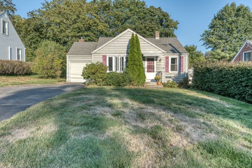 86 Barbara Rd, Middletown, CT, 06457-2402 | Card Image