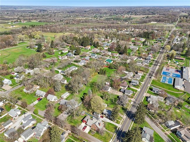 Bird's eye view featuring a residential view | Image 39
