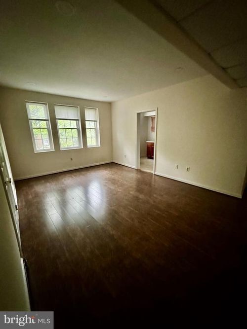 718-1774 N Troy St, ARLINGTON, VA, 22201-3259 | Card Image