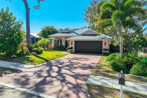 1792 Overbrook Ave, CLEARWATER, FL, 33755-1838 | Card Image