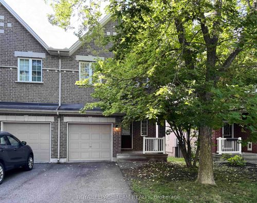 252 Tandalee Cres, Kanata, ON, K2M0A1 | Card Image