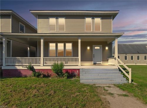 2305 Chestnut Ave, Newport News, VA, 23607-4709 | Card Image