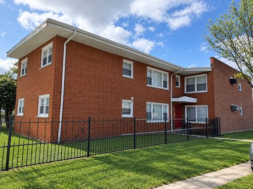 8300 S Vernon Ave, Chicago, IL, 60619-5754 | Card Image