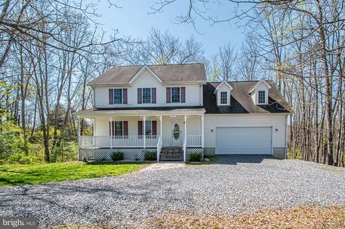 646 Guard Hill Rd, MIDDLETOWN, VA, 22645-3930 | Card Image