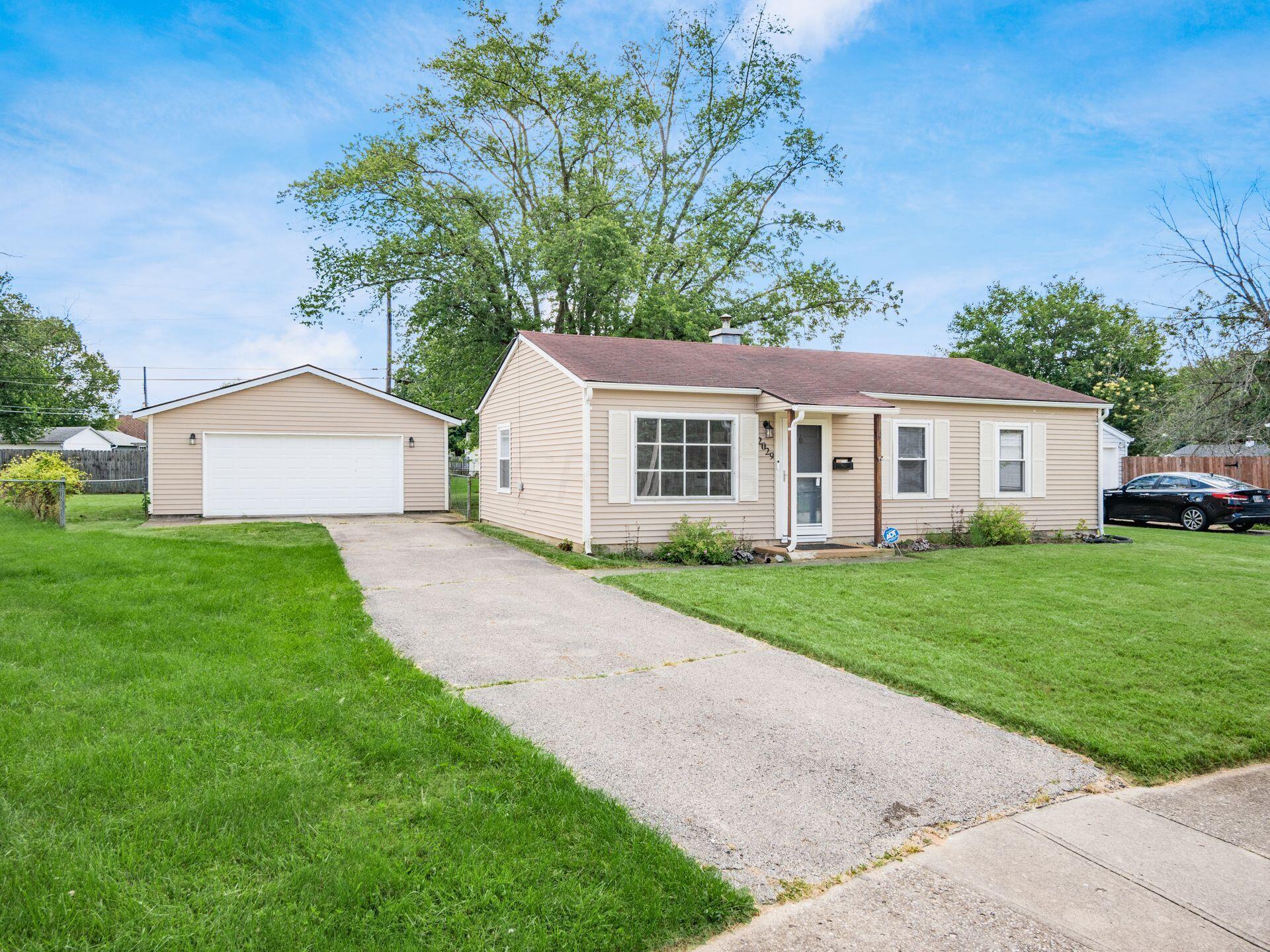 Gridley Ct, Springfield, OH 45505