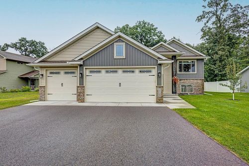 38108 Golden Oaks Trl, North Branch, MN, 55056-5876 | Card Image
