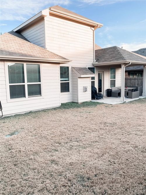 824 Kinghaven Dr, Little Elm, TX, 75068-4822 | Card Image