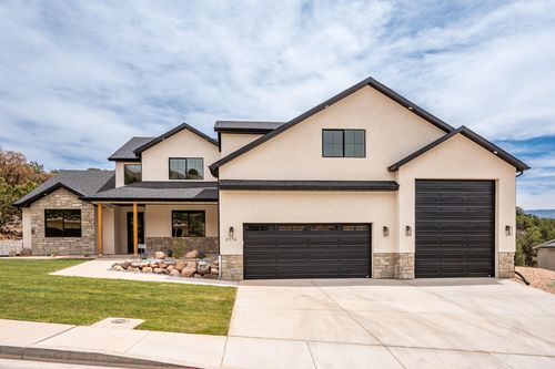 2773 W Rock Ridge Rd, Cedar City, UT, 84720-4003 | Card Image