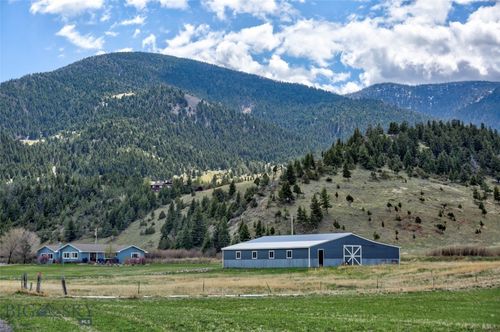 22 Boyd Rd, Livingston, MT, 59047-8926 | Card Image