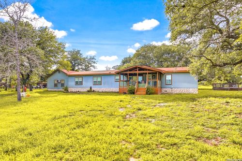 227 Misty Bnd, Floresville, TX, 78114-9003 | Card Image