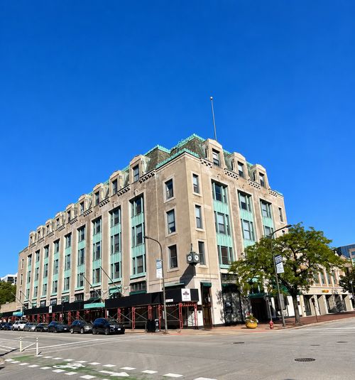 212-807 Church St, Evanston, IL, 60201-3700 | Card Image
