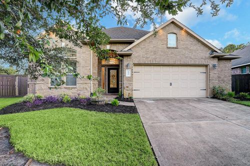 632 Pedernales St, Webster, TX, 77598-1400 | Card Image
