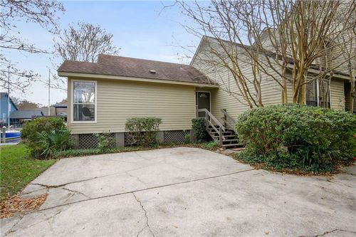 89-89 Chamale Cv W, Slidell, LA, 70460 | Card Image